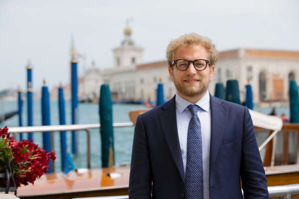 Comunali 2023, domani si vota ai ballottaggi: “Vincerà chi perderà meno voti”