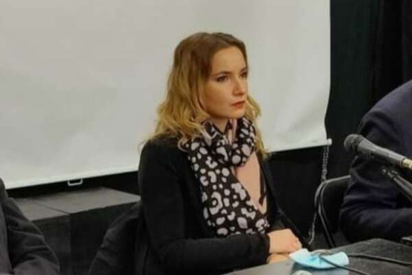 Giulia Pigoni: “Ho provato ad invertire la rotta. Mi dimetto da segretaria regionale e lascio Azione”