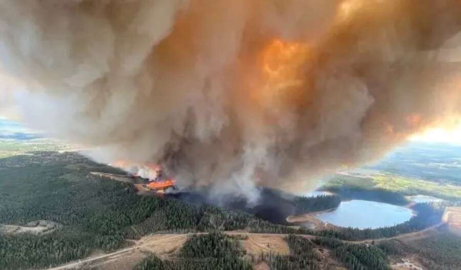 Emergenza caldo: l’Asia sfiora i 50°C, incendi in Canada. L’Italia teme estate bollente