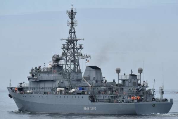 Mar Nero, nave russa Ivan Khurs attaccata da droni. Fallito l’attacco