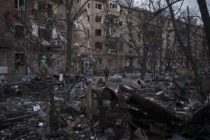 Kiev, attacco massiccio durante la notte. Abbattuti 52 droni su 54