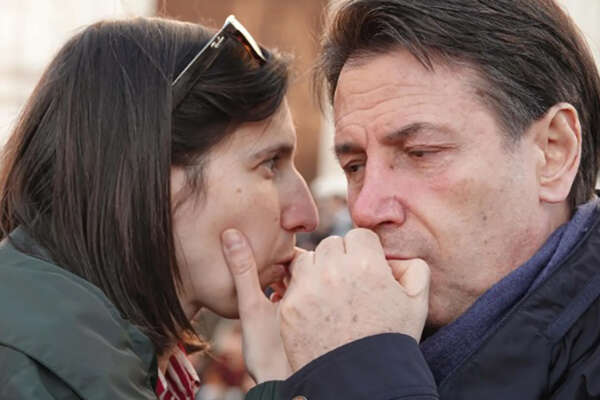 I 92 giorni di Elly Schlein, i tanti ‘boh’ e la batosta elettorale: la segretaria dem e la scusa del “poco tempo”