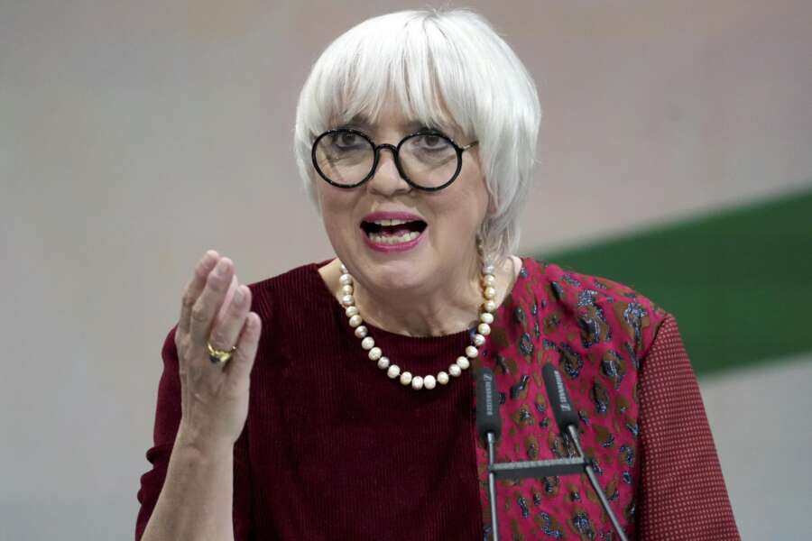 Bonus Cultura, i tedeschi (ci copiano) lo approvano e noi invece lo ridimensioniamo