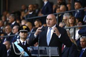 Crosetto. Liberata la nave turca sequestrata | Era in mano a 15 migranti | Forze speciali a bordo