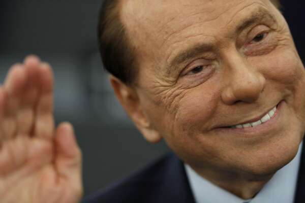È morto Silvio Berlusconi, addio all’ex premier che ha cambiato l’Italia: funerali di Stato mercoledì nel Duomo È morto Silvio Berlusconi, addio all’ex premier che ha cambiato l’Italia: funerali di Stato mercoledì nel Duomo