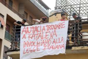 Ultim’ora – Firenze, scomparsa bimba Kataleya: si cerca nel palazzo di fianco all’hotel Astor. Arrivate sette pattuglie dei carabinieri