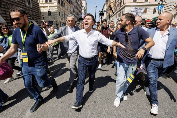Foto Roberto Monaldo / LaPresse
17-06-2023 Roma
Politica
Manifestazione contro il lavoro precario organizzata dal Movimento 5 Stelle
Nella foto Giuseppe Conte 

17-06-2023 Rome (Italy)
Politics
Demonstration against precarious work organized by the Five star movement
In the pic Giuseppe Conte