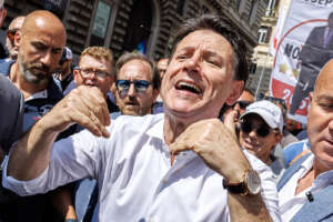 Foto Roberto Monaldo / LaPresse
17-06-2023 Roma
Politica
Manifestazione contro il lavoro precario organizzata dal Movimento 5 Stelle
Nella foto Giuseppe Conte 

17-06-2023 Rome (Italy)
Politics
Demonstration against precarious work organized by the Five star movement
In the pic Giuseppe Conte