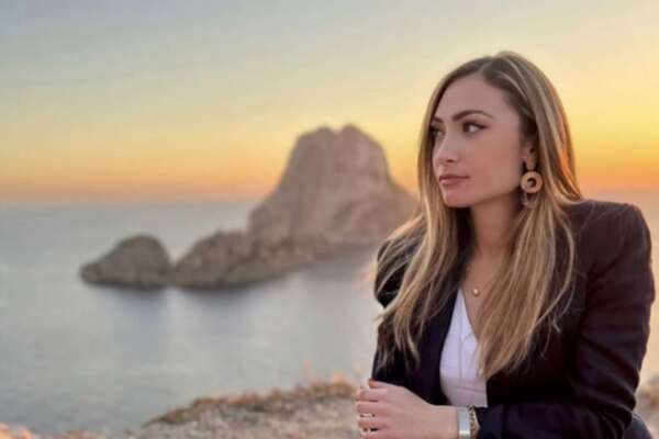 Omicidio Tramontano, Impagnatiello ha ucciso perché “stressato”. La telefonata di Giulia: “Dovrò tornare a Napoli”