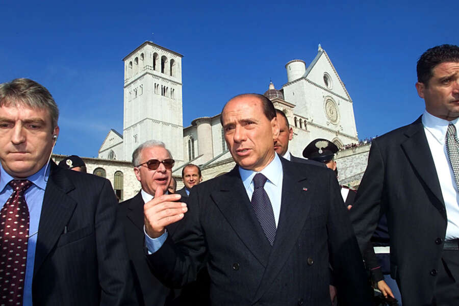 Il lato imprenditoriale di Silvio Berlusconi: dalle radici al successo di un impero mediatico senza precedenti