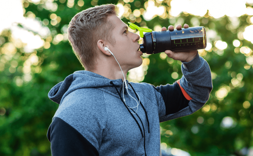 Energy drink: i rischi per la salute negli adolescenti