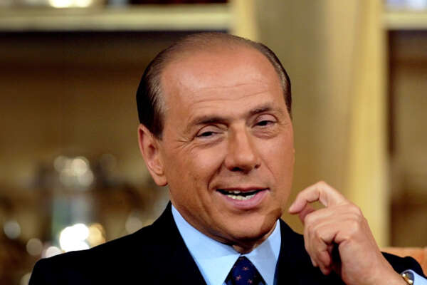 Silvio Berlusconi era un social leader perché ribaltava la piramide delle piattaforme