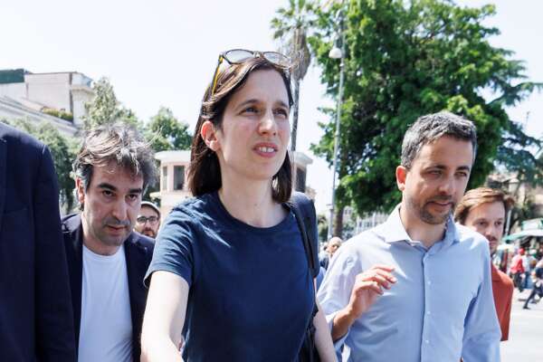 Foto Roberto Monaldo / LaPresse
17-06-2023 Roma
Politica
Manifestazione contro il lavoro precario organizzata dal Movimento 5 Stelle
Nella foto Elly Schlein

17-06-2023 Rome (Italy)
Politics
Demonstration against precarious work organized by the Five star movement
In the pic Elly Schlein
