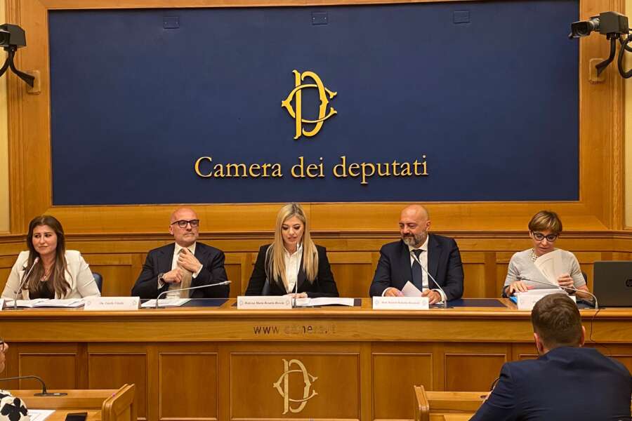 “Tutt ’eguale song ‘e criature”: l’evento a Napoli, a supporto dei diritti dell’infanzia