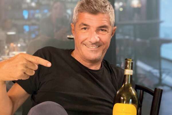 Palermo: “Miccichè comprava cocaina con l’auto blu e lampeggianti accesi”. Arrestato lo chef spacciatore Mario Di Ferro