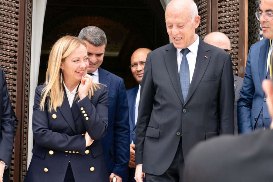 Politica estera o sgambetti tra alleati, il governo Meloni tra Europee e visite istituzionali offuscate da Mattarella