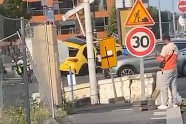 Parigi: in uno scontro con la polizia muore un diciassettenne, pesanti tumulti alla periferia della capitale