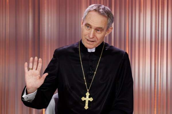 Vaticano, Padre Georg lascia Roma e si mette in viaggio verso Friburgo. Ma prima fa una tappa in Austria