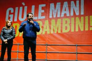 La cronistoria delle strumentalizzazioni sullo scandalo di Bibbiano, tra Meloni, Di Maio e Salvini