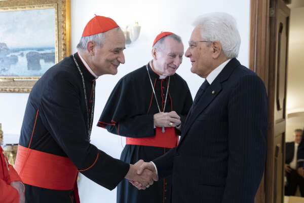 Foto Francesco Ammendola/Ufficio Stampa Quirinale/LaPresse27-11-2019 Roma  – Italia PoliticaIl Presidente Mattarella con il Cardinale Matteo Zuppi, Arcivescovo di Bologna