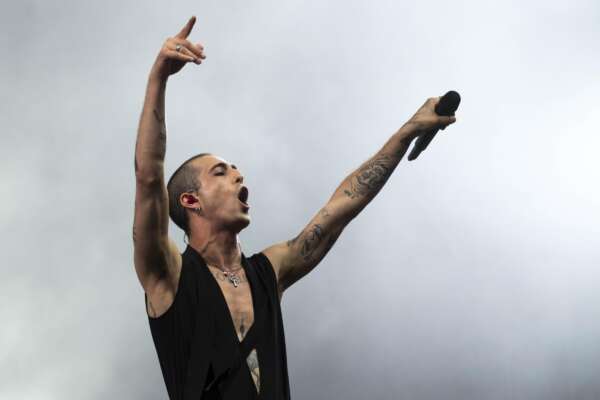 Maneskin, tutto pronto a Roma per il concerto di stasera: la scaletta e come raggiungere lo stadio Olimpico (con la metro che chiude alle 23.30)