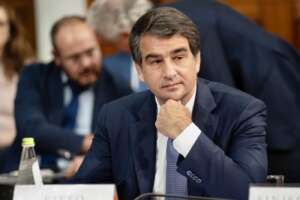 Pnrr come il gioco delle tre carte: quando la soluzione è rinviare