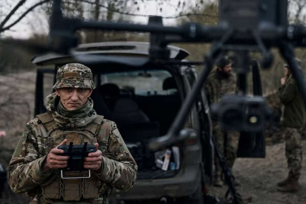 La Cina sta inviando equipaggiamento militare “dual-use” alla Russia? L’inchiesta di Politico.eu