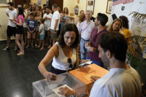 In Spagna c’è un solo vero vincitore: la Democrazia. In Italia siamo ancora nell’era dei Flintstones