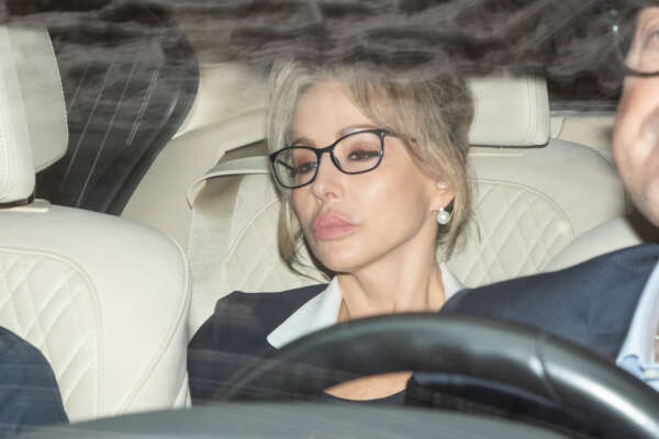 Foto Claudio Furlan/LaPresse
29 – 06 – 2023 Milano , Italia – Cronaca –  Marina Berlusconi all’uscita della sede Fininvest di via Paleocapa dopo l’assemblea dei soci

Photo Claudio Furlan/LaPresse
29 – 06 – 2023 Milan , Italy – News – Marina Berlusconi exiting the Fininvest headquarters in Via Paleocapa after the shareholders’ meeting