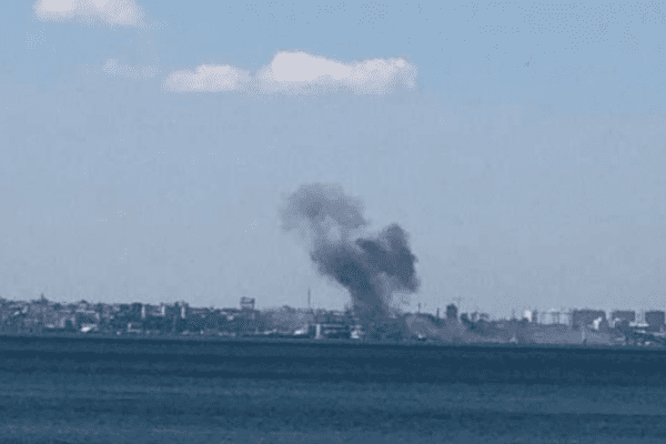 Putin distrugge 60.000 tonnellate di grano ucraino: l’attacco al porto di Chornomorsk. Mosca considererà ogni nave come ‘militare’