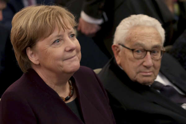 Elezioni Europee, il futuro del vecchio Continente tra egoismi nazionali e contraddizioni croniche