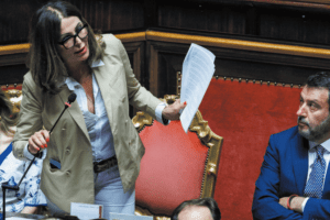 Caso Visibilia, Santanché indagata per truffa: notificata la chiusura delle indagini