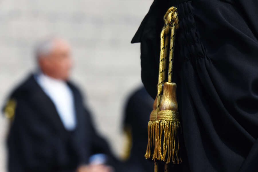 Violenza sessuale e processo penale, il caso La Russa e il tema delicato che non può degenerare in uno scontro