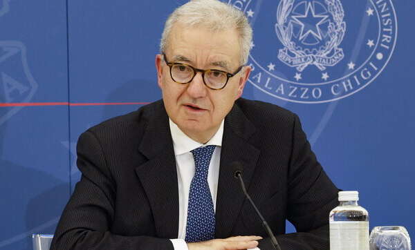 Salario minimo, Mantovano: “Incontro con le opposizioni l’11 agosto” in spirito di costruttivo rapporto istituzionale Salario minimo, Mantovano: “Incontro con le opposizioni l’11 agosto” in spirito di costruttivo rapporto istituzionale