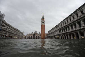 Venezia, incassi record per il ticket turistico anti-sovraffollamento: oltre mezzo milione in dieci giorni