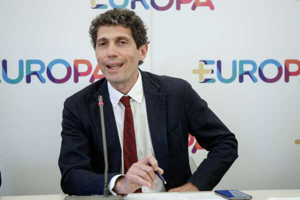 Legalizzare la Cannabis è doveroso in una democrazia liberale altrimenti si fa un regalo alle mafie