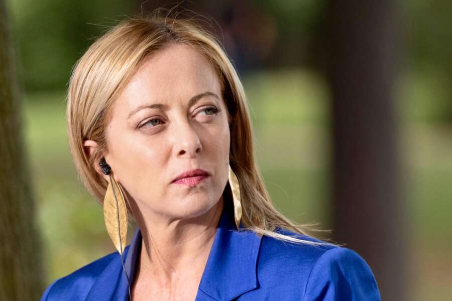 Stupro Caivano, Meloni accoglie l’invito di don Patriciello: “Verrò di persona e non sarà una semplice visita. Offriremo sicurezza alla popolazione”