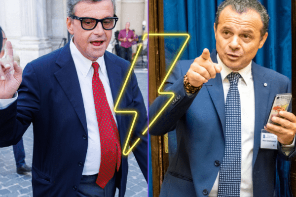 Calenda “il bello del reame con le piaghe da decubito” contro il “buffone maleducato” De Luca. Botta e risposta social tra i due litiganti