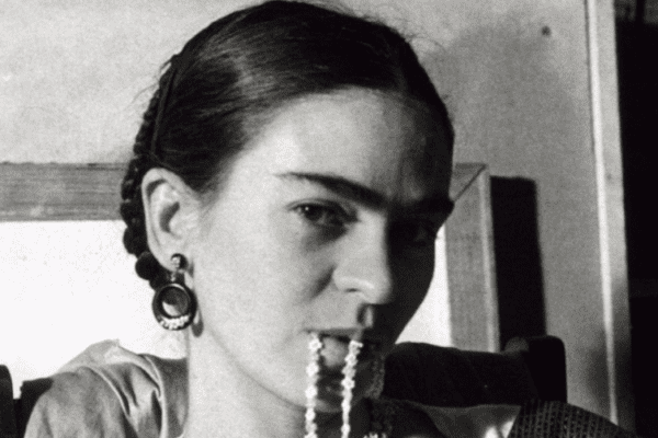 “Frida Kahlo – Il senso della vita”: a Sanremo la mostra che offre l’occasione unica di conoscere al meglio l’artista