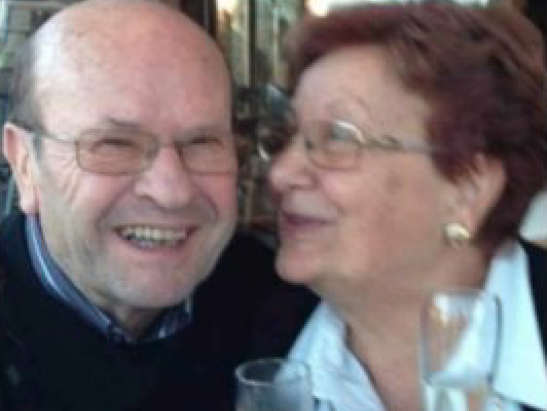 Coppia di anziani travolta e uccisa mentre attraversa la strada: festa della Trebbiatura finisce in tragedia