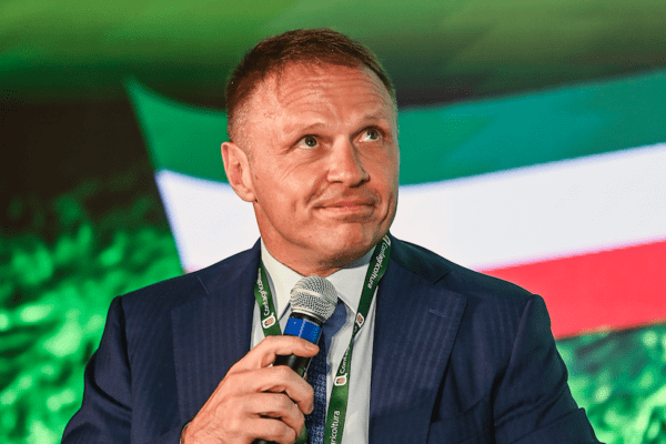 L’ultima gaffe di Lollobrigida: i poveri mangiano meglio dei ricchi, le file alla Caritas e l’idea di spedire il cognato d’Italia a Bruxelles