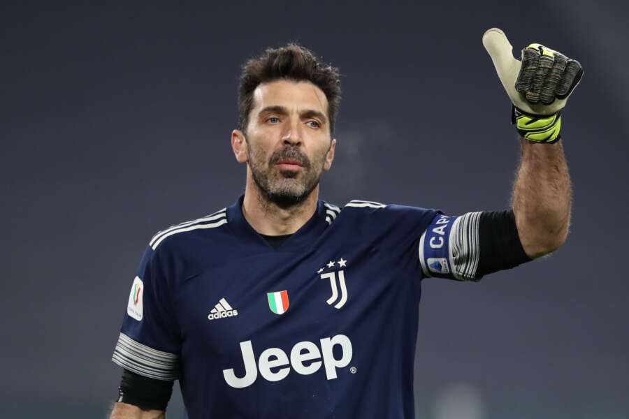 Grazie Gigi Buffon, italiano vero che ha parato anche la depressione