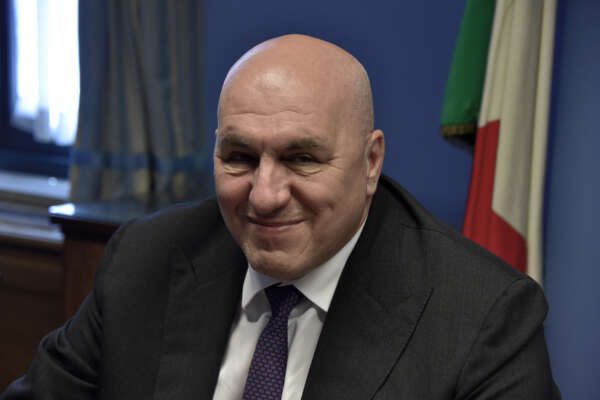 GUIDO CROSETTO MINISTRO DIFESA