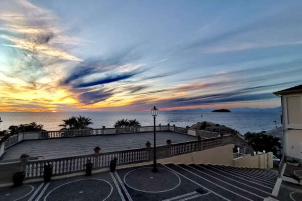 Diamante è la perla del Tirreno: Ibiza, non me ne vogliano, non ha il Peperoncino Festival