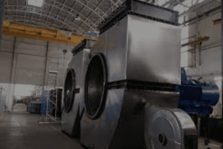 Dramma a Senago, ancora un incidente sul lavoro. Ingegnere viene risucchiato da un ventilatore