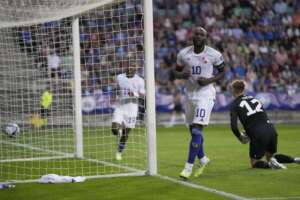 Calcio, Lukaku: “Domani a Roma per firmare”. Ma la società non conferma Calcio, Lukaku: “Domani a Roma per firmare”. Ma la società non conferma