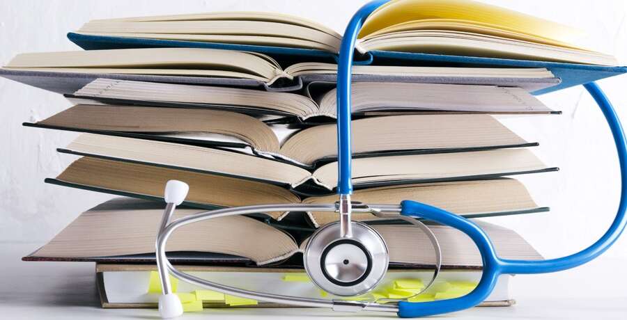 Giusto abolire il test d’ingresso a Medicina?
