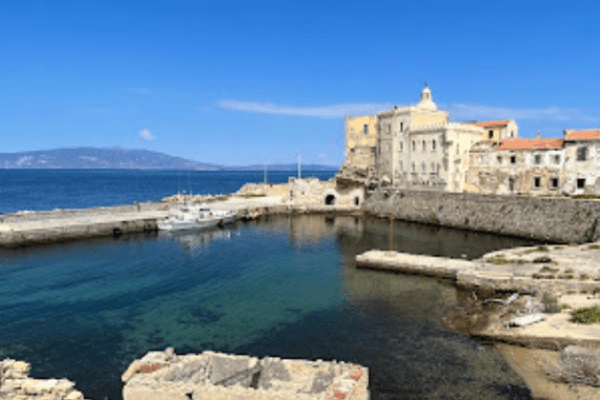 Pianosa (e non solo): il caso delle vacanze a prezzi stracciati per le toghe arriva in Parlamento