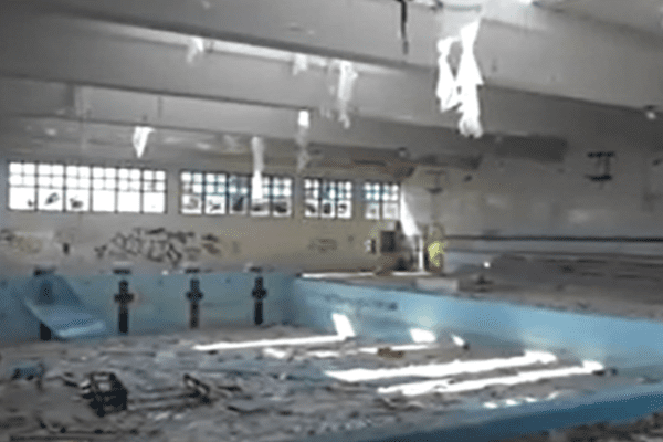 Stupri Caivano, bimba conferma gli abusi del branco in aula: pericolo di ‘vittimizzazione secondaria’. De Luca: “Dopo le Europee non vedremo più nessuno”