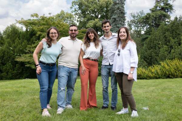 Liberi di Sentire per i “nuovi sordi”, i centri audiologici che in Italia mancano: le storie di Marco, Silvia e Melissa Liberi di Sentire per i “nuovi sordi”, i centri audiologici che in Italia mancano: le storie di Marco, Silvia e Melissa